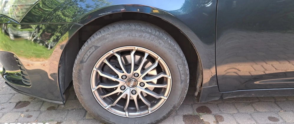 Volkswagen Passat cena 8400 przebieg: 391997, rok produkcji 2004 z Orzesze małe 379